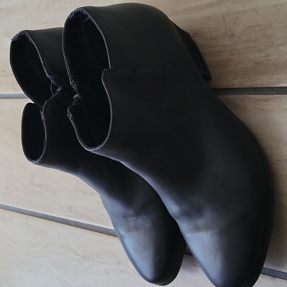 SALE--Bass Booties